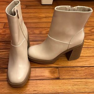 Brand new target boots!✨